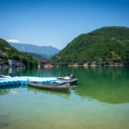 Lakeside アパート Jablanica