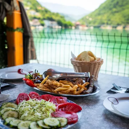 アパート Lakeside Jablanica
